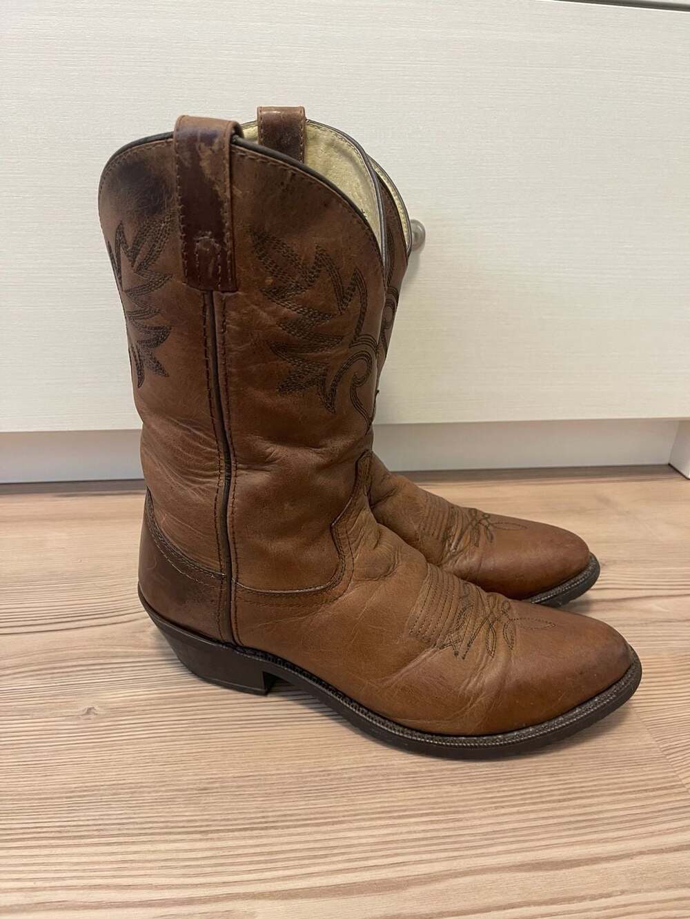 Laredo Men's Brown Leather Western Cowboy Boots Size 10 EW